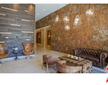 901 S Flower Street - Photo Thumbnail 25