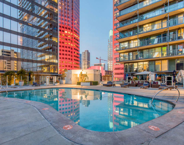 901 S Flower Street - Photo Thumbnail 31