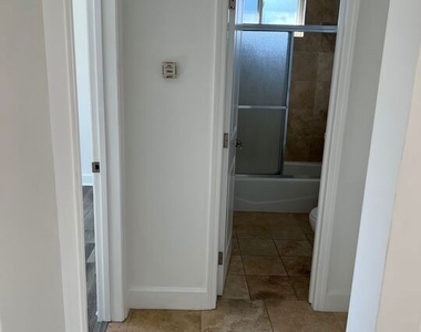 13636 Cerise Avenue - Photo Thumbnail 5