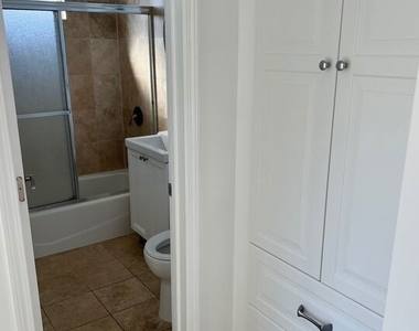 13636 Cerise Avenue - Photo Thumbnail 4