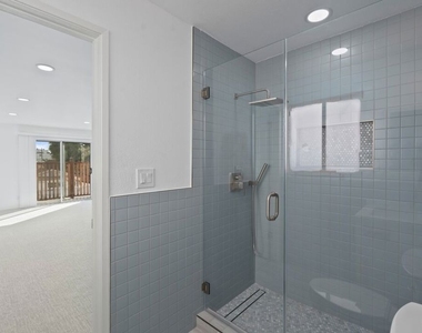 122 Buccaneer Street - Photo Thumbnail 13