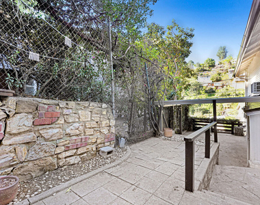 316 1/2 Crane Boulevard - Photo Thumbnail 8