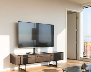 889 Francisco Street - Photo Thumbnail 8