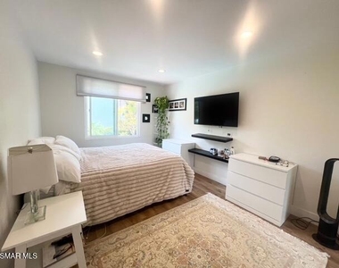 3328 Casino Drive - Photo Thumbnail 22
