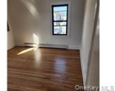 361 E Olive Street - Photo Thumbnail 12