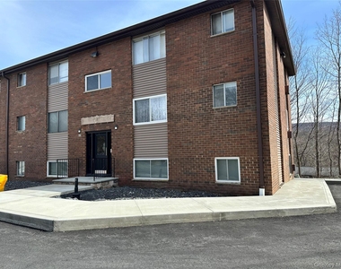 20 Peddler Hill - Photo Thumbnail 3