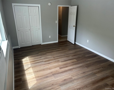 20 Peddler Hill - Photo Thumbnail 15
