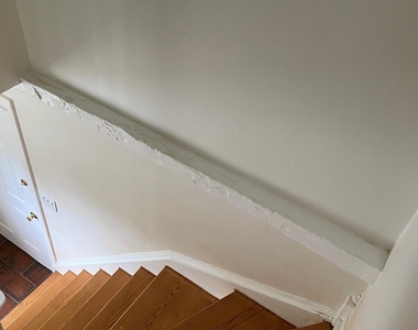 121 E Hook Cross Road - Photo Thumbnail 8