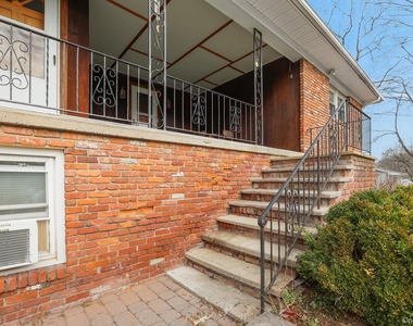 2 Gillis Avenue - Photo Thumbnail 2