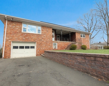 2 Gillis Avenue - Photo Thumbnail 1