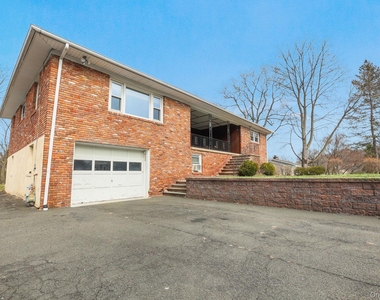 2 Gillis Avenue - Photo Thumbnail 24