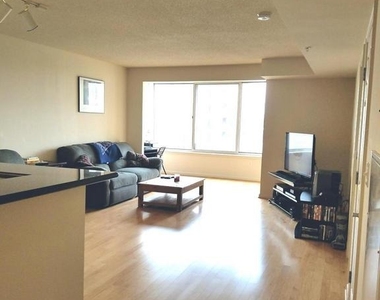 2726 Gallows Road - Photo Thumbnail 3