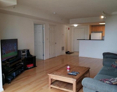 2726 Gallows Road - Photo Thumbnail 7