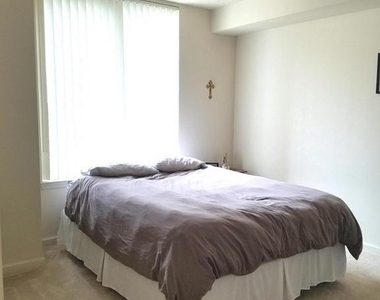 2726 Gallows Road - Photo Thumbnail 8
