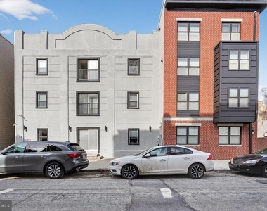 980 N Marshall Street - Photo Thumbnail 2