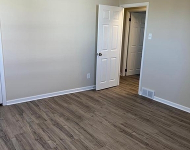 3464 Fitler Street - Photo Thumbnail 16