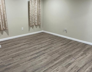 3464 Fitler Street - Photo Thumbnail 8