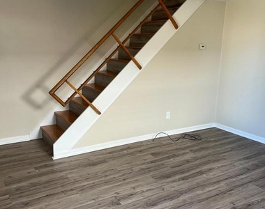3464 Fitler Street - Photo Thumbnail 7