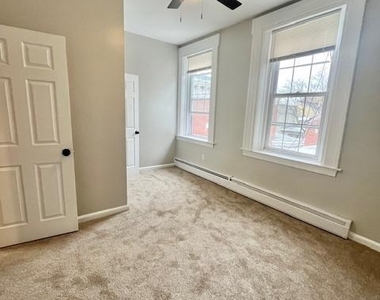 708 Franklin St. N - Photo Thumbnail 21
