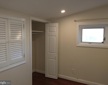 512 Dartmouth Drive - Photo Thumbnail 8