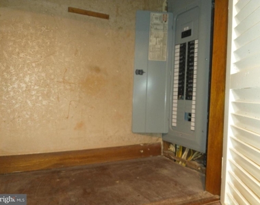 512 Dartmouth Drive - Photo Thumbnail 20