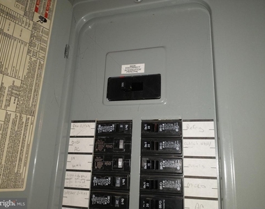 512 Dartmouth Drive - Photo Thumbnail 21