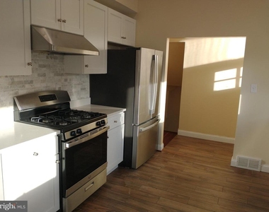 512 Dartmouth Drive - Photo Thumbnail 3