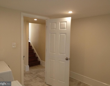 512 Dartmouth Drive - Photo Thumbnail 23