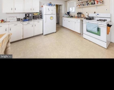 310 University Boulevard - Photo Thumbnail 3