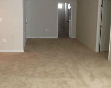 6303 Soueid Street - Photo Thumbnail 10