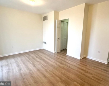 898 Bayridge Drive - Photo Thumbnail 30