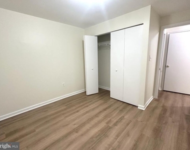898 Bayridge Drive - Photo Thumbnail 26