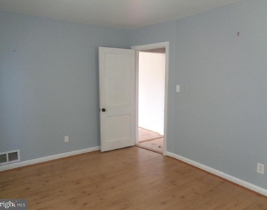 3104 Parker Avenue - Photo Thumbnail 14