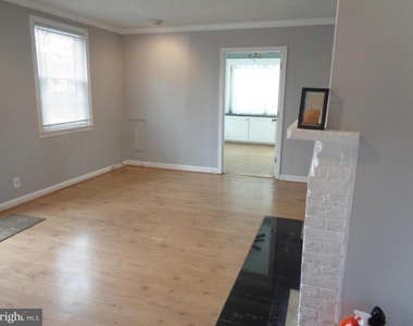 3104 Parker Avenue - Photo Thumbnail 2