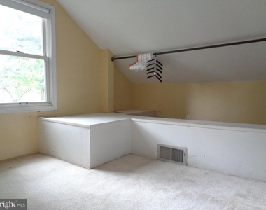 3104 Parker Avenue - Photo Thumbnail 26