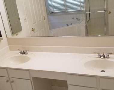 464 Winding Rose Drive - Photo Thumbnail 31