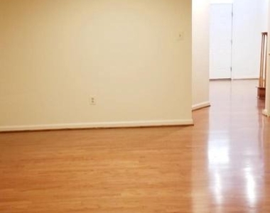 464 Winding Rose Drive - Photo Thumbnail 6