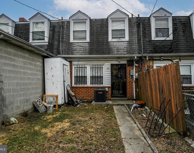 1610 Wentworth Avenue - Photo Thumbnail 7