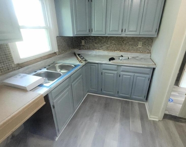 1036 Wagoner Drive - Photo Thumbnail 23