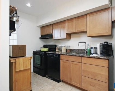 163 Hessian Hills Way - Photo Thumbnail 3