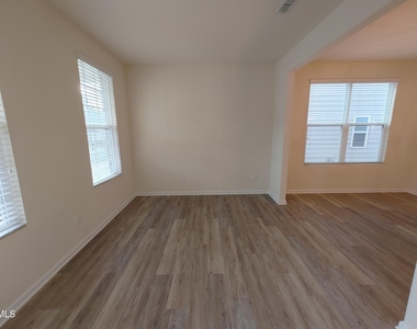 115 Glenview Lane - Photo Thumbnail 33