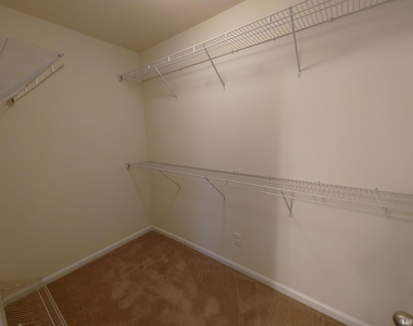 115 Glenview Lane - Photo Thumbnail 17