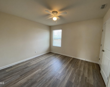 115 Glenview Lane - Photo Thumbnail 44