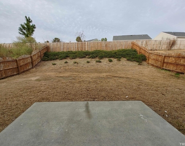 115 Glenview Lane - Photo Thumbnail 24