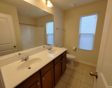 115 Glenview Lane - Photo Thumbnail 20