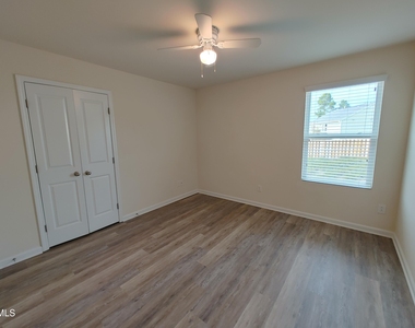 115 Glenview Lane - Photo Thumbnail 43