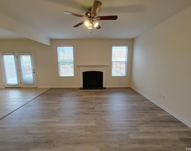 115 Glenview Lane - Photo Thumbnail 1