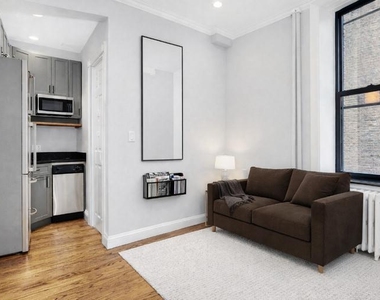 Copy of 326 East 35th Street, Unit 31 - Photo Thumbnail 1