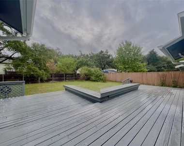 11917 Meadowfire Dr - Photo Thumbnail 33