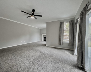 11917 Meadowfire Dr - Photo Thumbnail 13